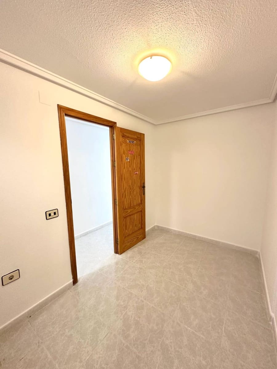 2 chambre Appartement à vendre à Torrevieja - 140 900 € (Ref: 9568649)