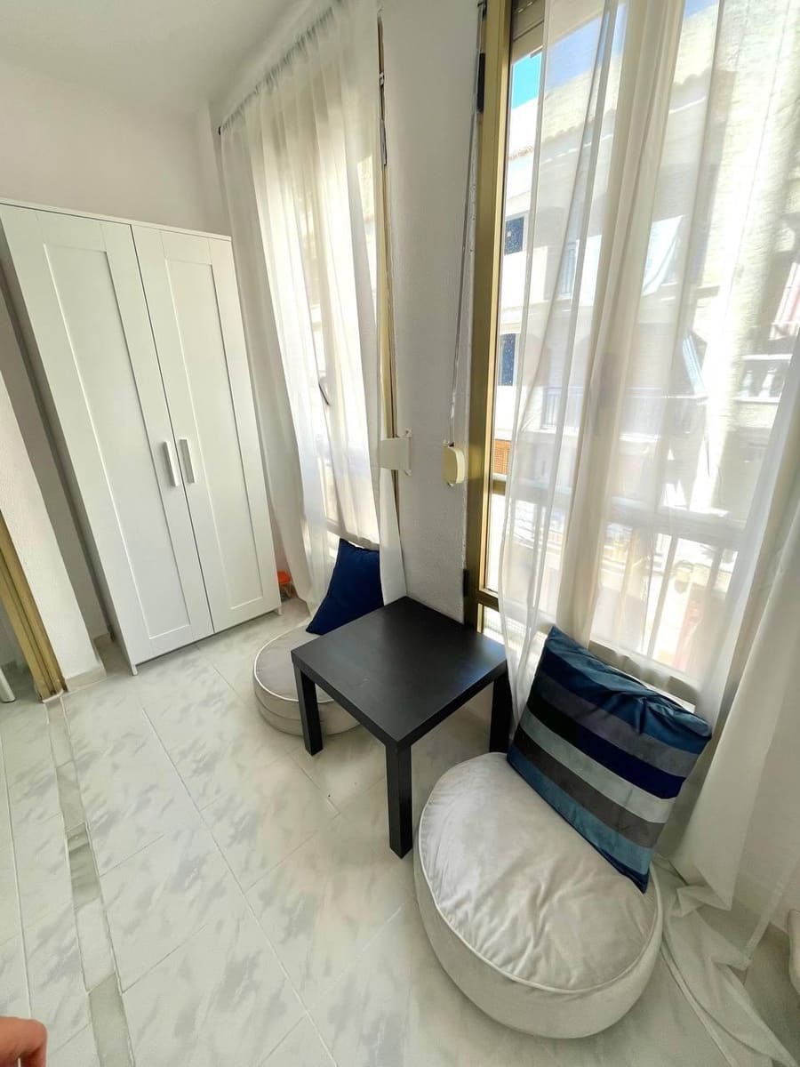 Studio til salg i Torrevieja - € 94.500 (Ref: 9568650)