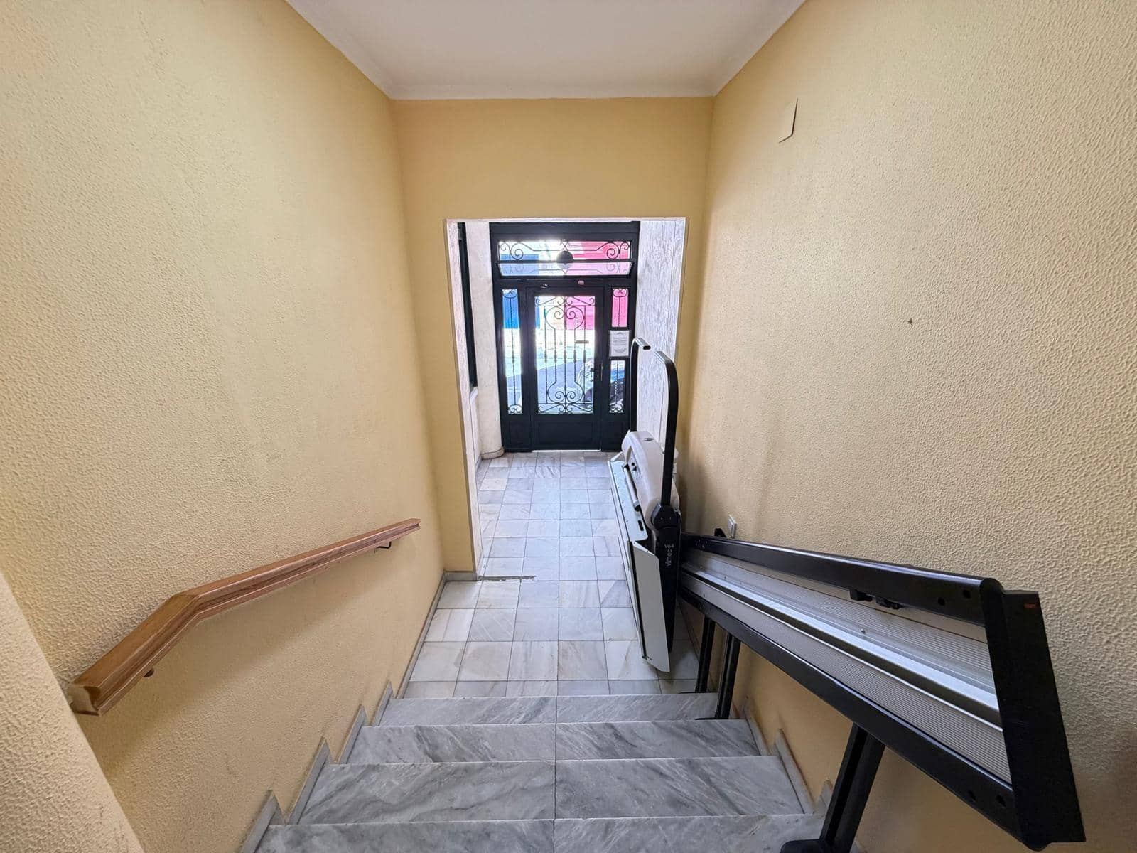 Studio for sale in Torrevieja - € 90,000 (Ref: 9568650)