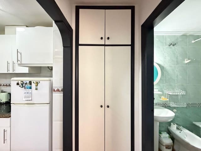 1 makuuhuone Huoneisto myytävänä paikassa Torrevieja - 119 000 € (Ref: 9568652)