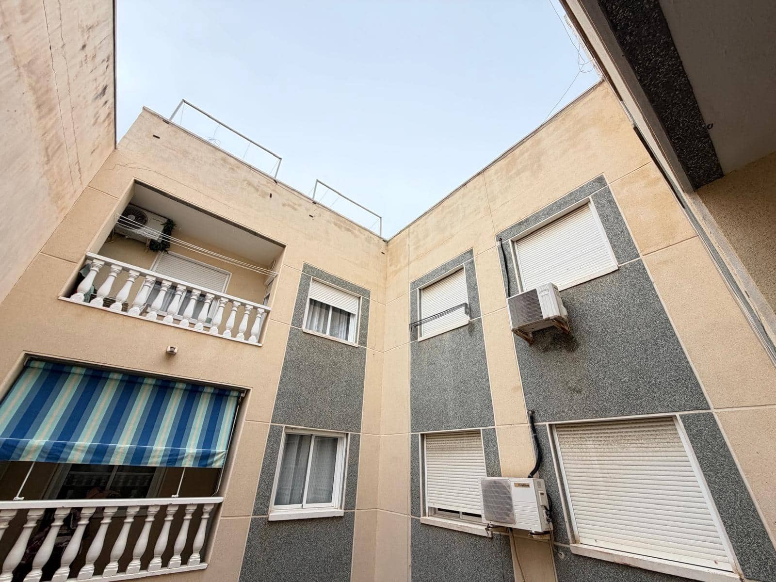 1 makuuhuone Huoneisto myytävänä paikassa Torrevieja - 119 000 € (Ref: 9568652)
