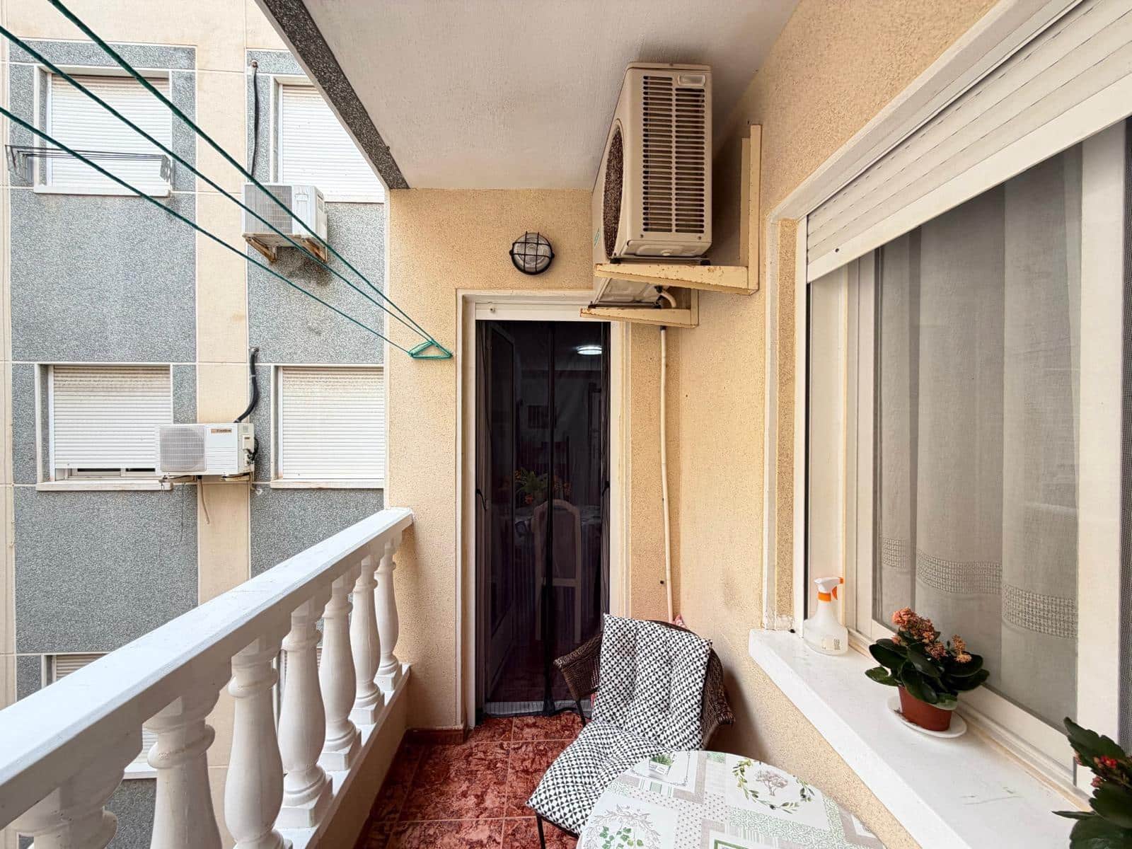 1 makuuhuone Huoneisto myytävänä paikassa Torrevieja - 119 000 € (Ref: 9568652)