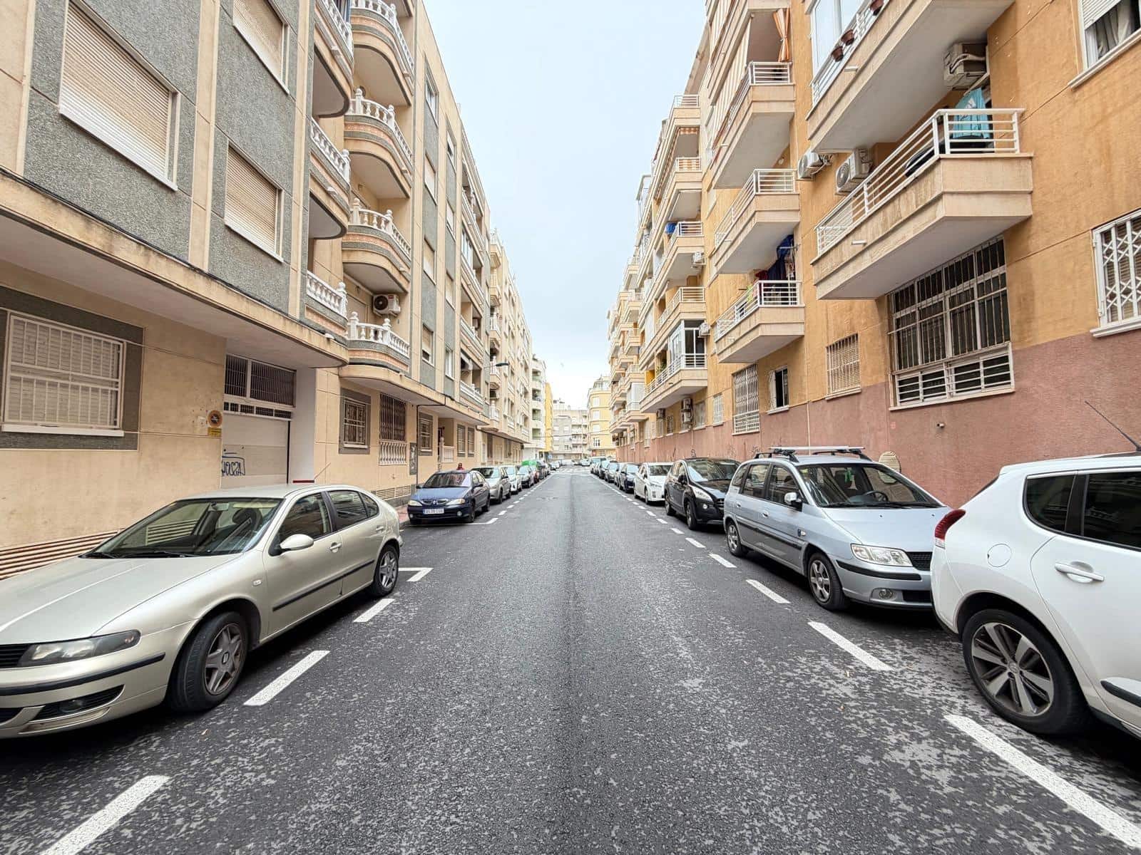 1 makuuhuone Huoneisto myytävänä paikassa Torrevieja - 119 000 € (Ref: 9568652)