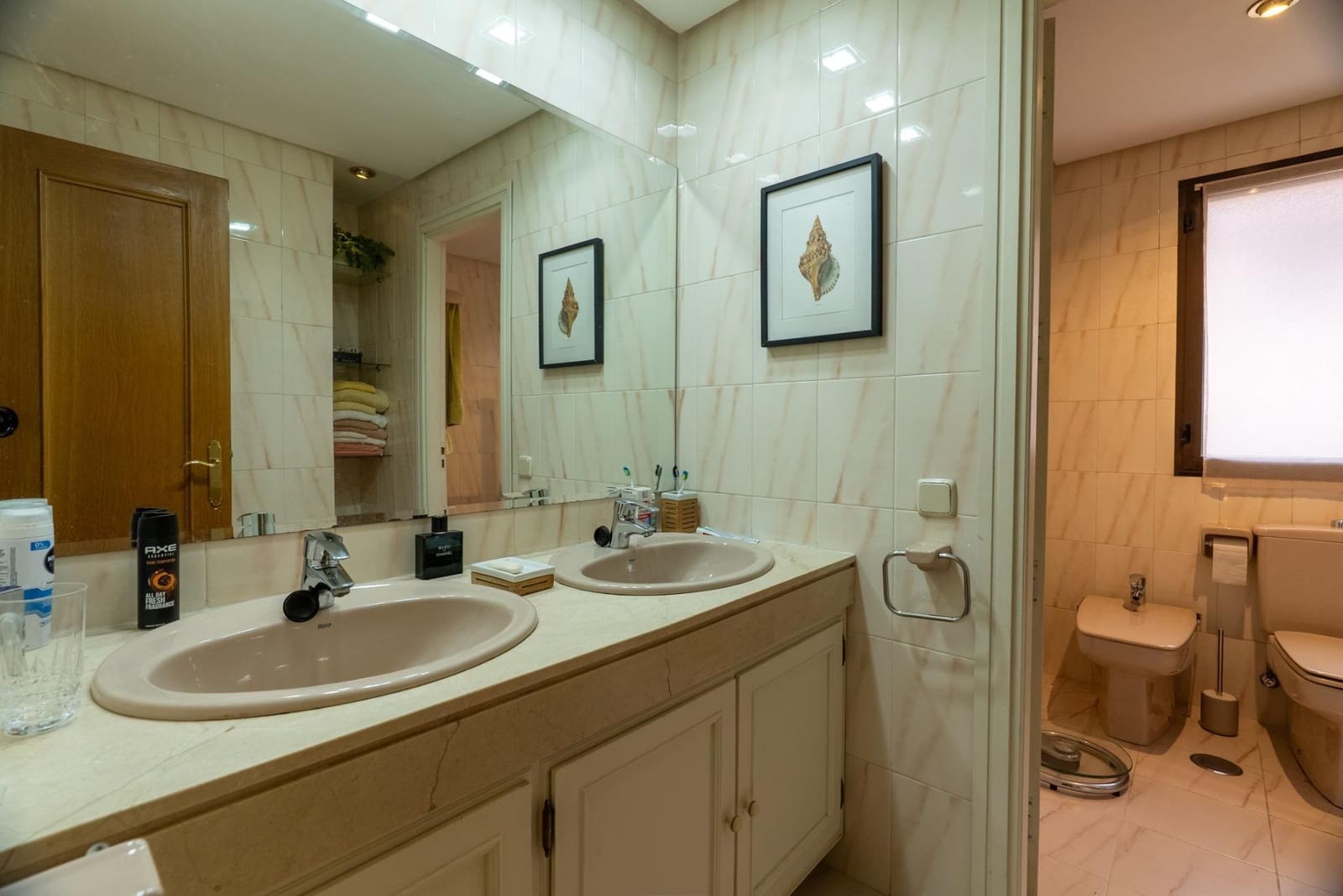 6 soverom Kjedet enebolig til salgs i Madrid by med svømmebasseng garasje - € 1 420 000 (Ref: 9568654)