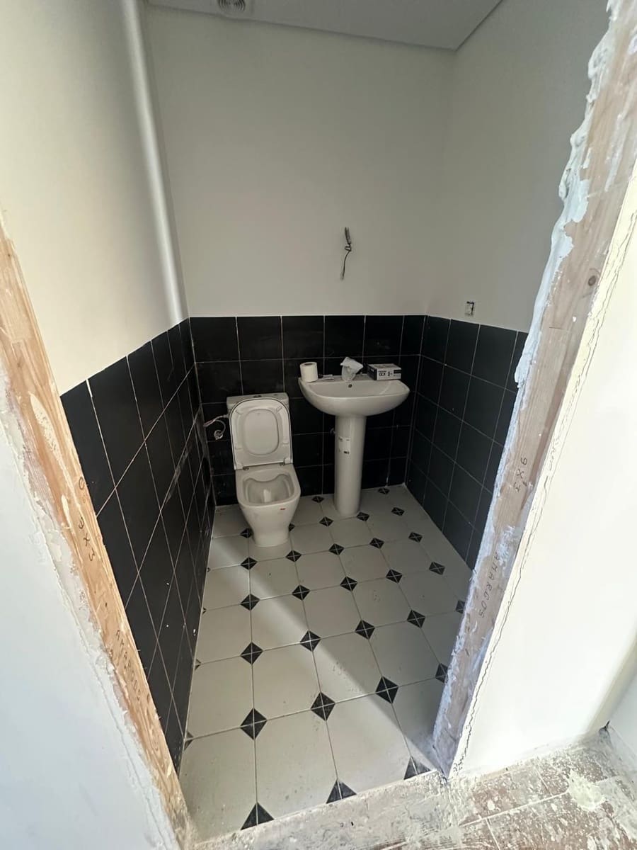 Commercieel te koop in Orihuela Costa - € 310.000 (Ref: 9571169)