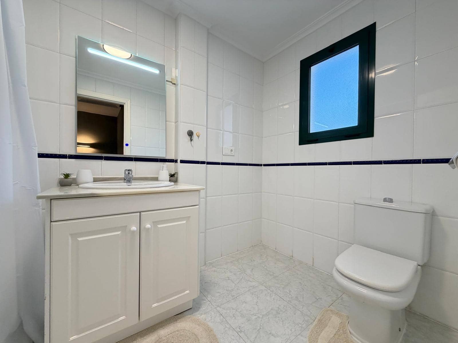 2 soverom Rekkehus til salgs i Orihuela Costa med svømmebasseng - € 249 900 (Ref: 9574629)