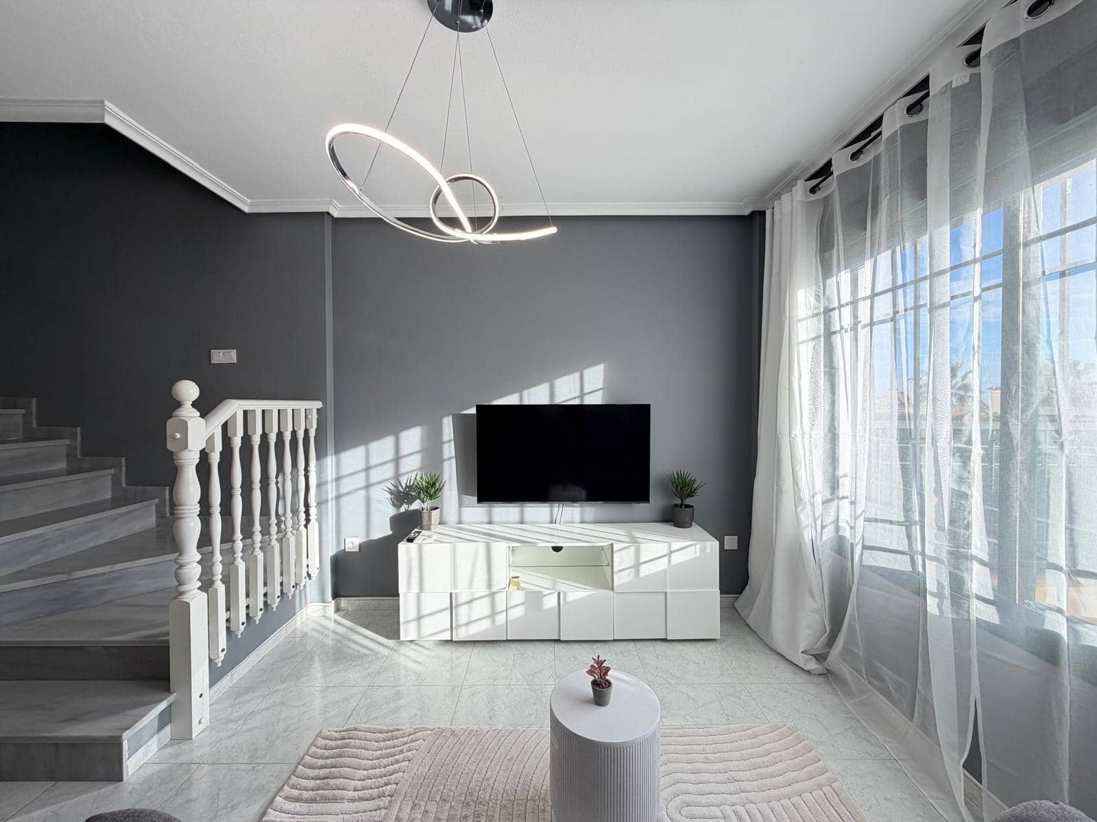 2 soverom Rekkehus til salgs i Orihuela Costa med svømmebasseng - € 249 900 (Ref: 9574629)