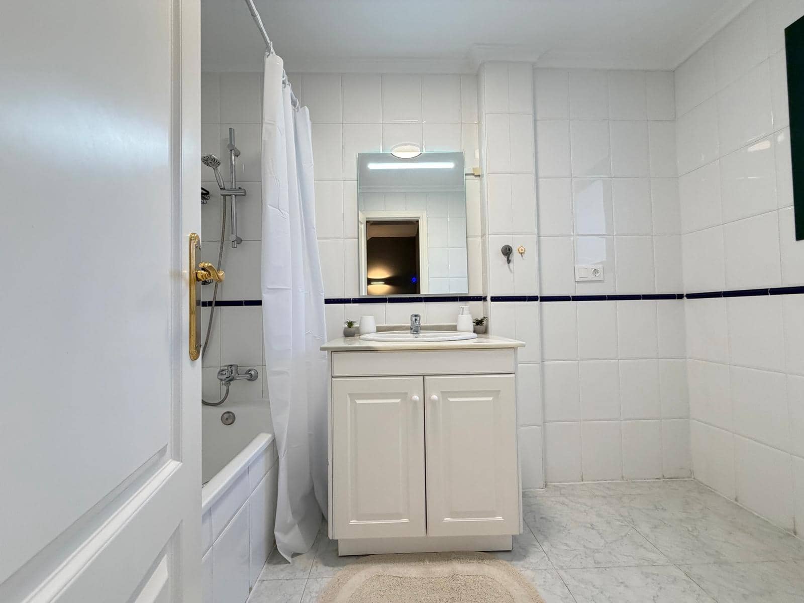 2 soverom Rekkehus til salgs i Orihuela Costa med svømmebasseng - € 249 900 (Ref: 9574629)