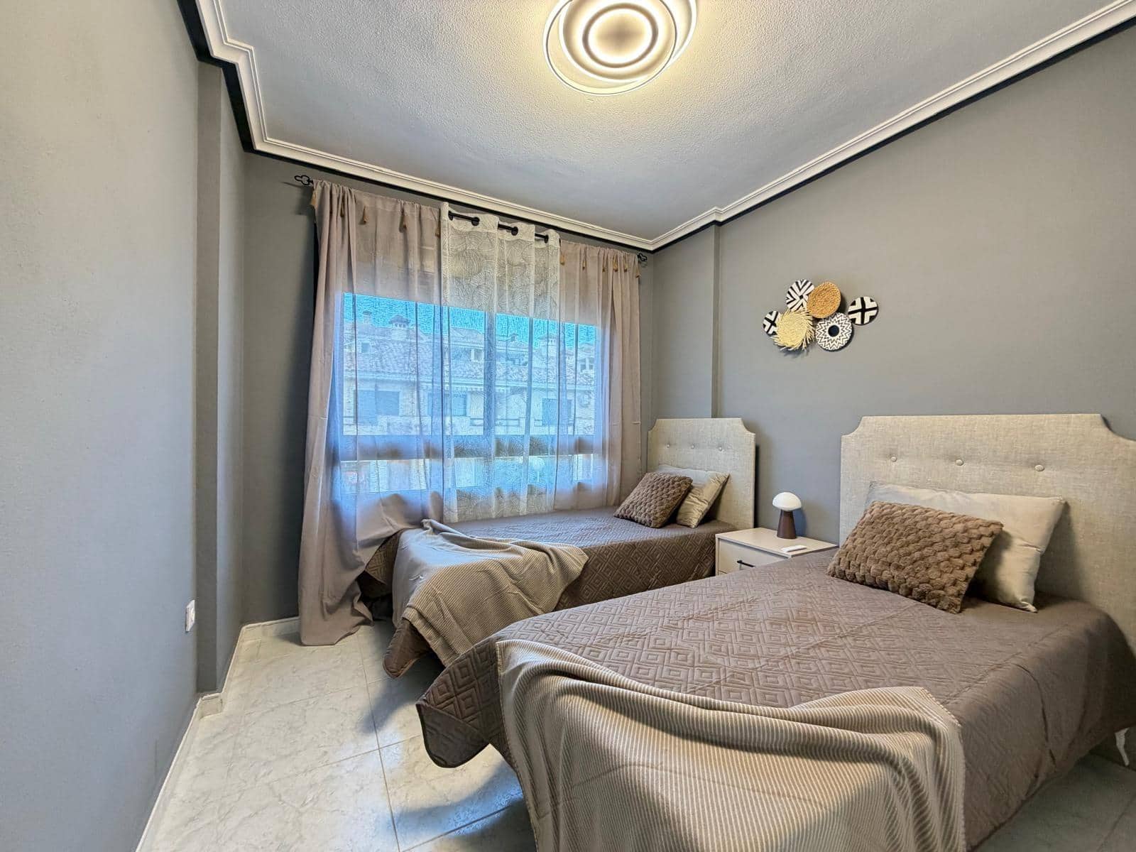 2 soverom Rekkehus til salgs i Orihuela Costa med svømmebasseng - € 249 900 (Ref: 9574629)