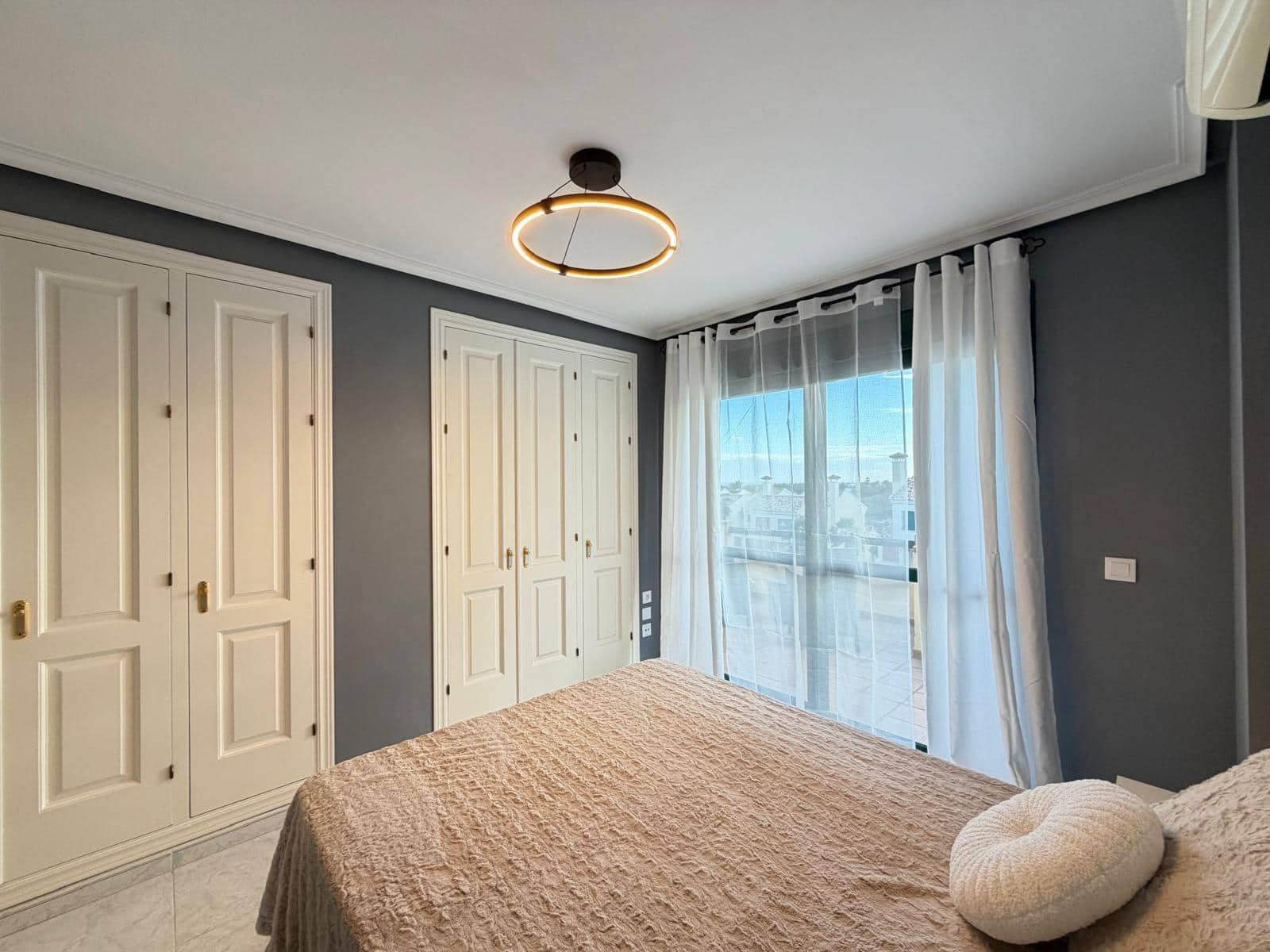 2 soverom Rekkehus til salgs i Orihuela Costa med svømmebasseng - € 249 900 (Ref: 9574629)