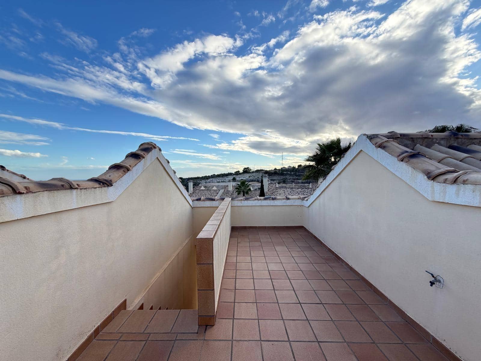 2 soverom Rekkehus til salgs i Orihuela Costa med svømmebasseng - € 249 900 (Ref: 9574629)