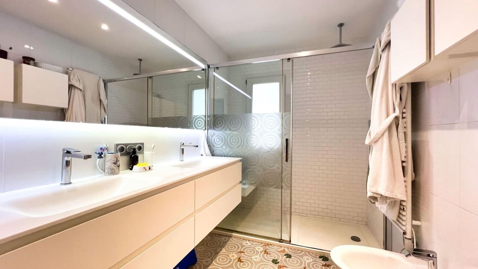 6 soveværelse Villa til salg i Benidorm med swimmingpool - € 1.295.000 (Ref: 9574630)