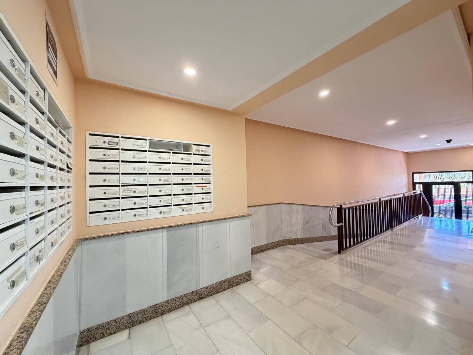 2 soverom Leilighet til salgs i Torrevieja - € 179 000 (Ref: 9574632)