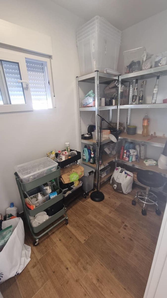 5 Zimmer Villa zu verkaufen in Los Balcones mit Pool Garage - 499.000 € (Ref: 9576704)