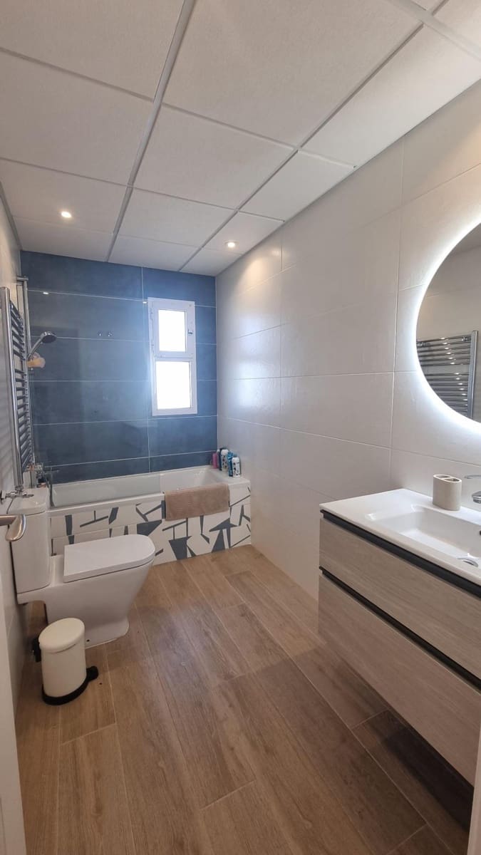 5 Zimmer Villa zu verkaufen in Los Balcones mit Pool Garage - 499.000 € (Ref: 9576704)