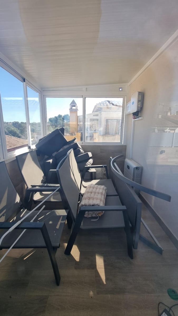 5 Zimmer Villa zu verkaufen in Los Balcones mit Pool Garage - 499.000 € (Ref: 9576704)