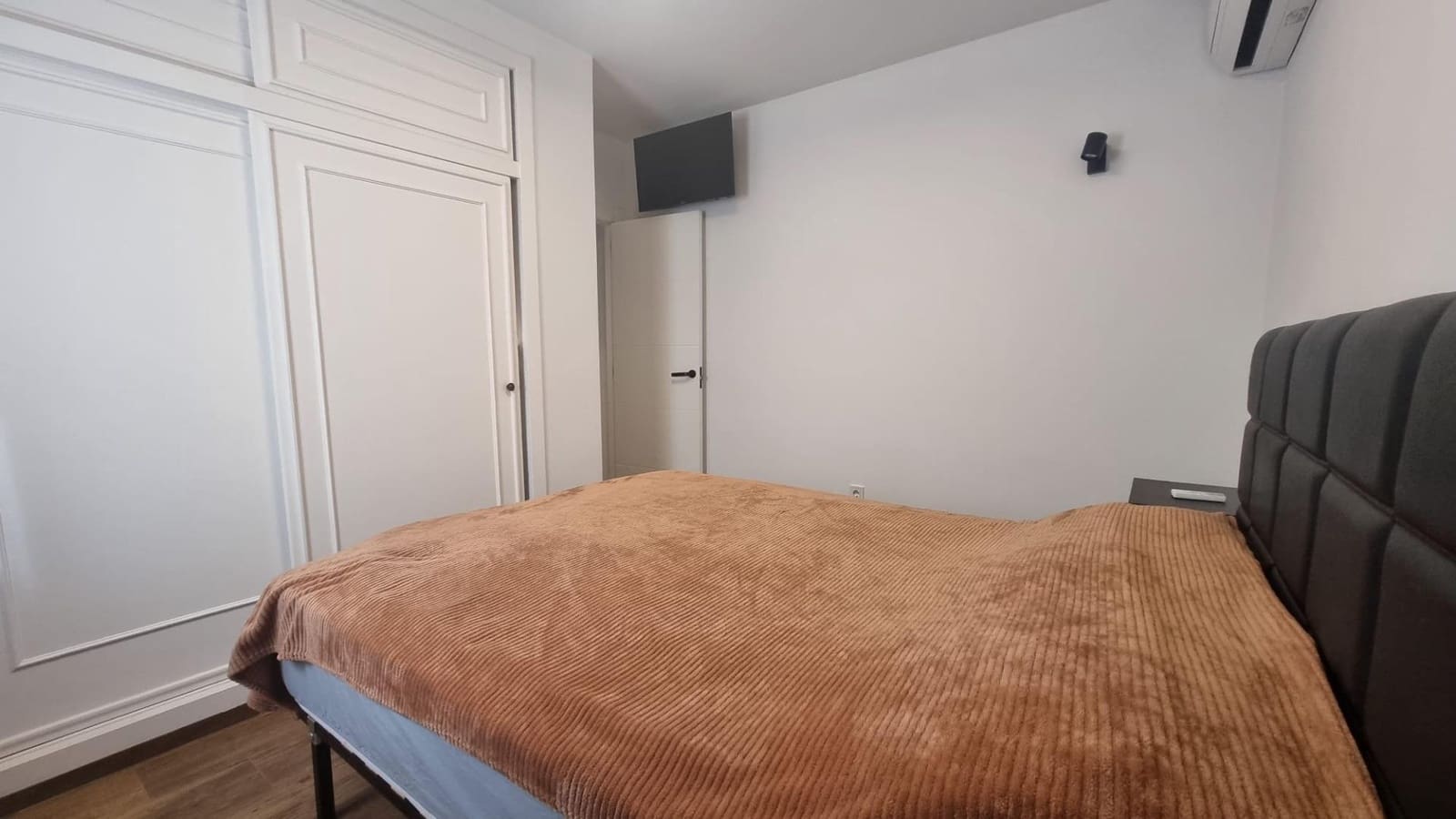 5 Zimmer Villa zu verkaufen in Los Balcones mit Pool Garage - 499.000 € (Ref: 9576704)