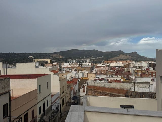 3 makuuhuone Rivitalo myytävänä paikassa Sagunto / Sagunt - 250 000 € (Ref: 9576705)