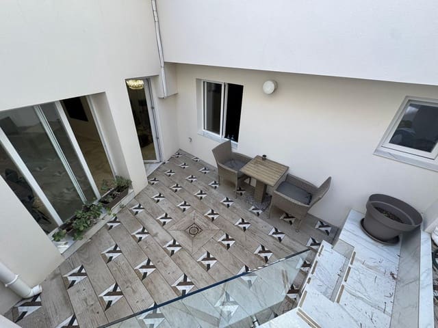 4 soverom Rekkehus til salgs i Sagunto / Sagunt - € 250 000 (Ref: 9578759)