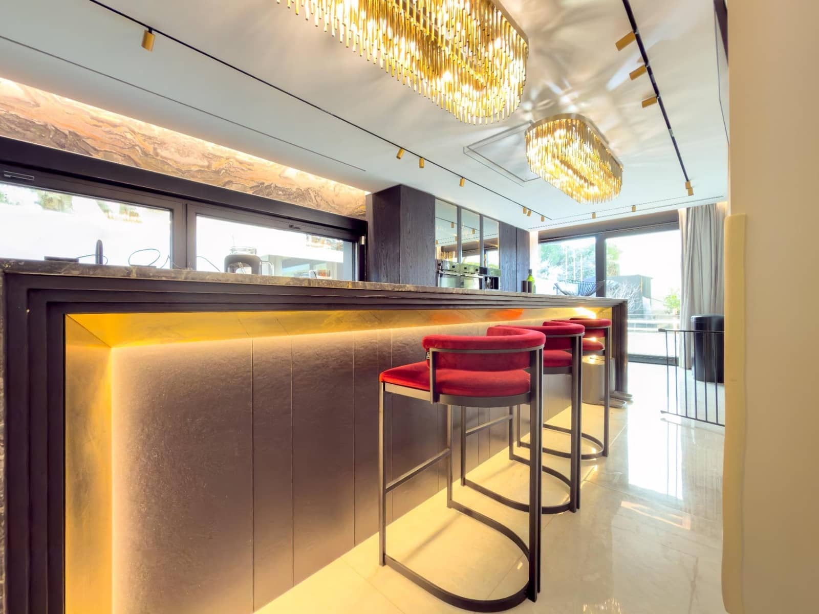 5 makuuhuone Huvila myytävänä paikassa Pozuelo de Alarcon mukana uima-altaan 
autotalli - 3 000 000 € (Ref: 9582943)