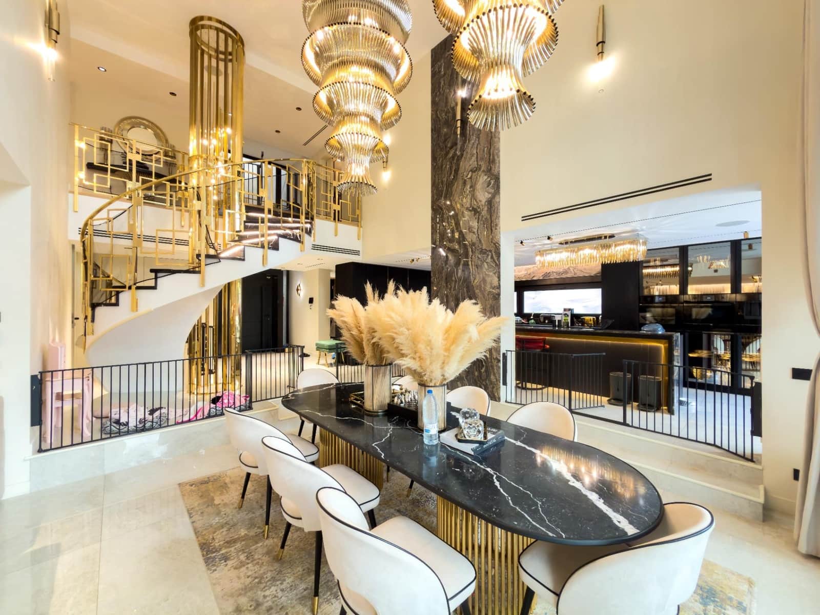 5 makuuhuone Huvila myytävänä paikassa Pozuelo de Alarcon mukana uima-altaan 
autotalli - 3 000 000 € (Ref: 9582943)