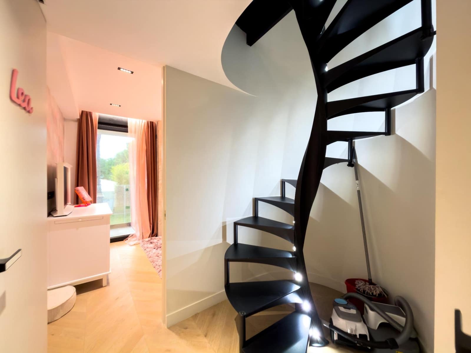 5 makuuhuone Huvila myytävänä paikassa Pozuelo de Alarcon mukana uima-altaan 
autotalli - 3 000 000 € (Ref: 9582943)