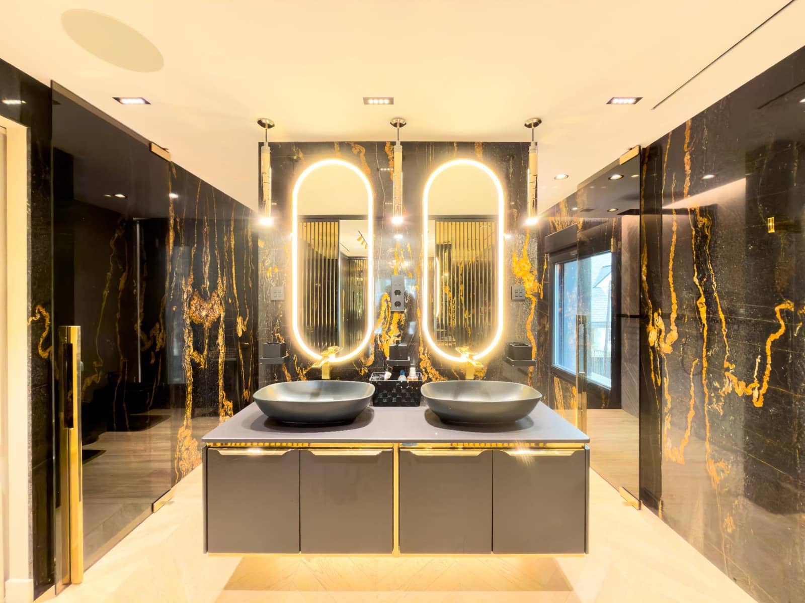 5 makuuhuone Huvila myytävänä paikassa Pozuelo de Alarcon mukana uima-altaan 
autotalli - 3 000 000 € (Ref: 9582943)