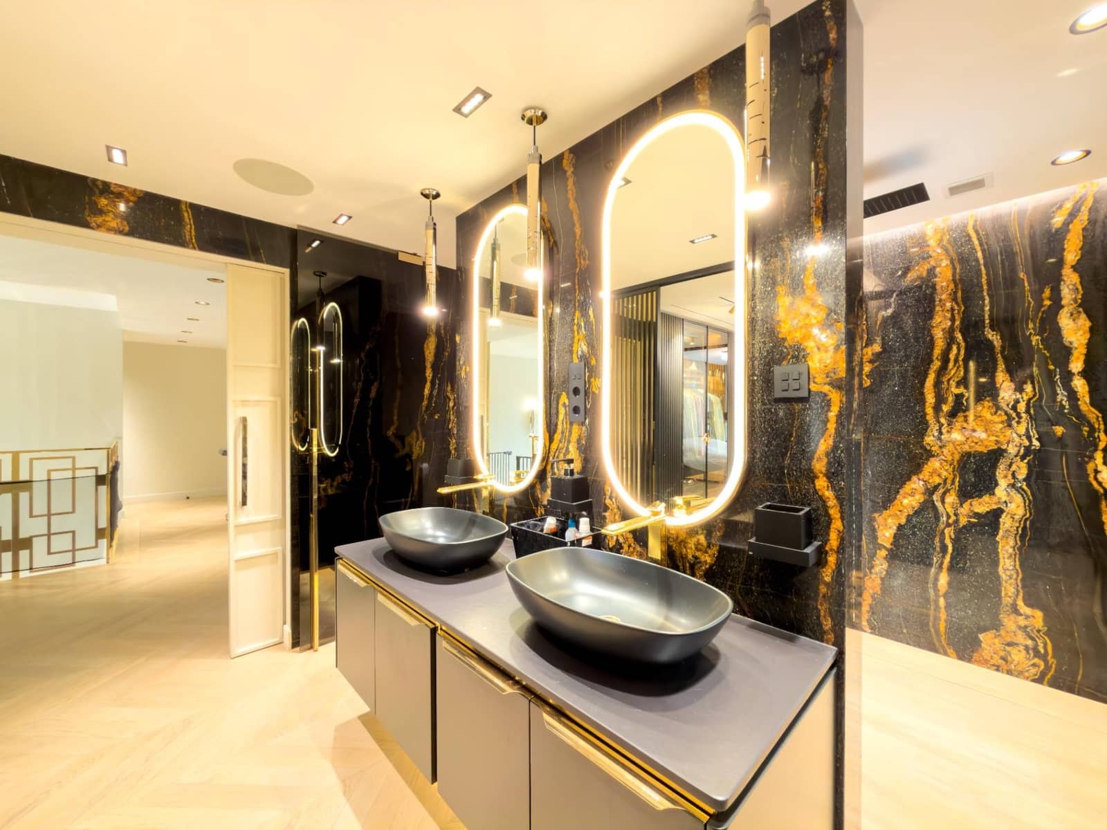 5 makuuhuone Huvila myytävänä paikassa Pozuelo de Alarcon mukana uima-altaan 
autotalli - 3 000 000 € (Ref: 9582943)