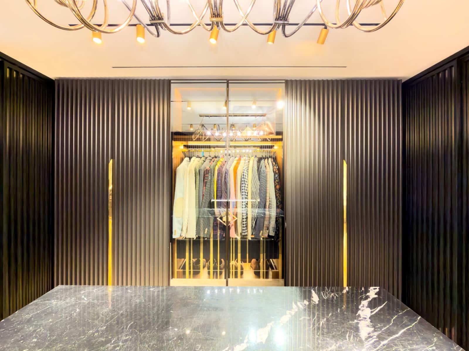 5 makuuhuone Huvila myytävänä paikassa Pozuelo de Alarcon mukana uima-altaan 
autotalli - 3 000 000 € (Ref: 9582943)