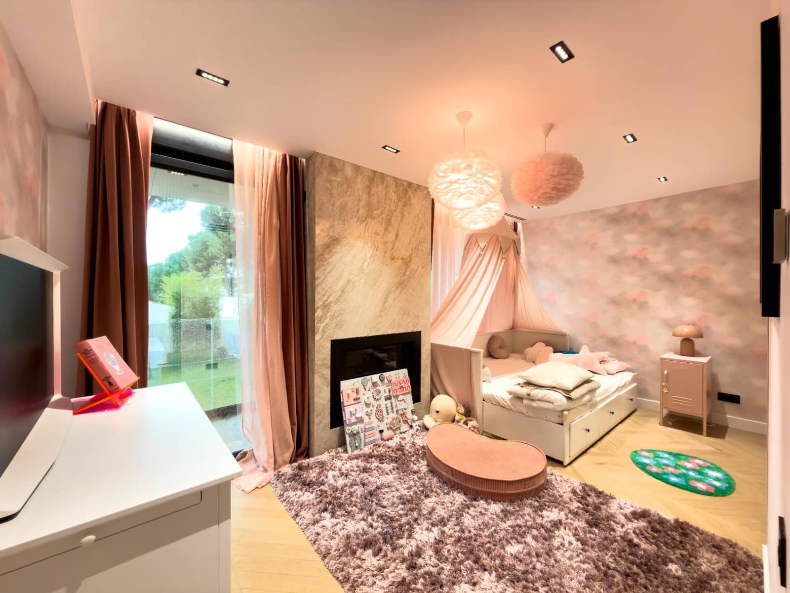 5 makuuhuone Huvila myytävänä paikassa Pozuelo de Alarcon mukana uima-altaan 
autotalli - 3 000 000 € (Ref: 9582943)