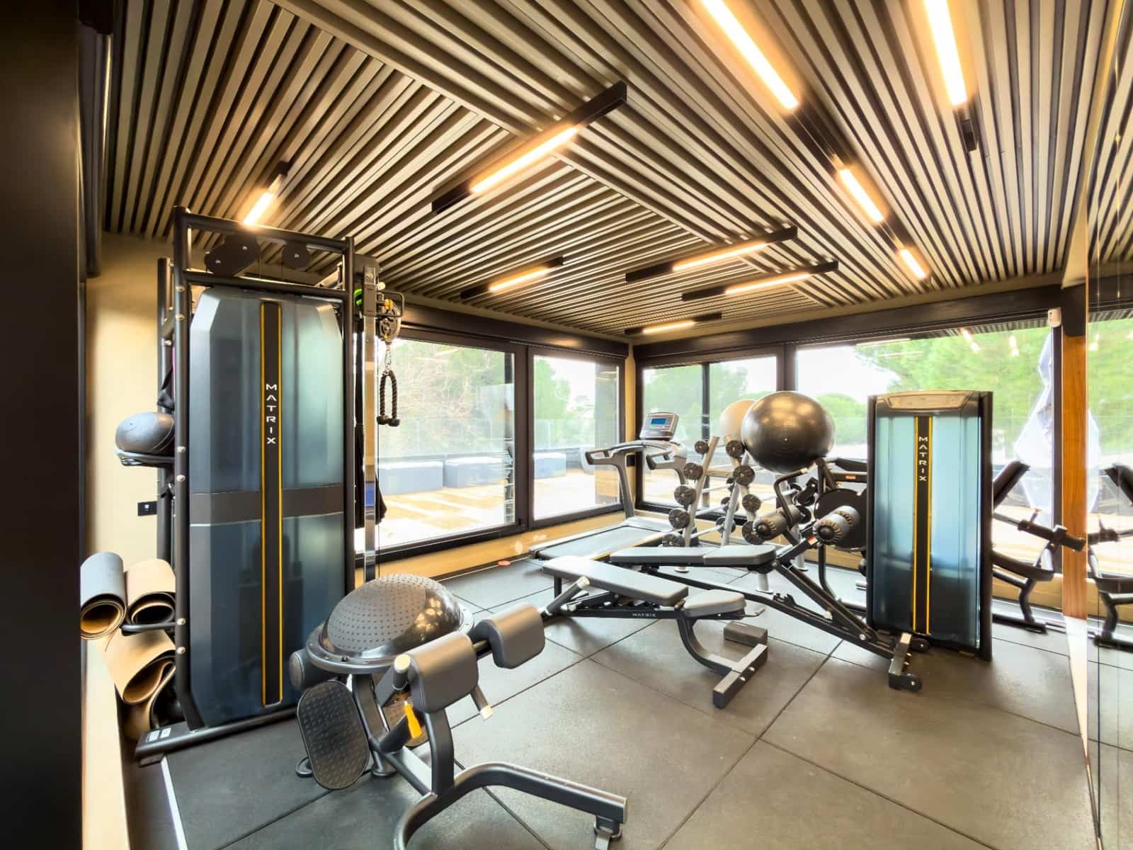 5 makuuhuone Huvila myytävänä paikassa Pozuelo de Alarcon mukana uima-altaan 
autotalli - 3 000 000 € (Ref: 9582943)