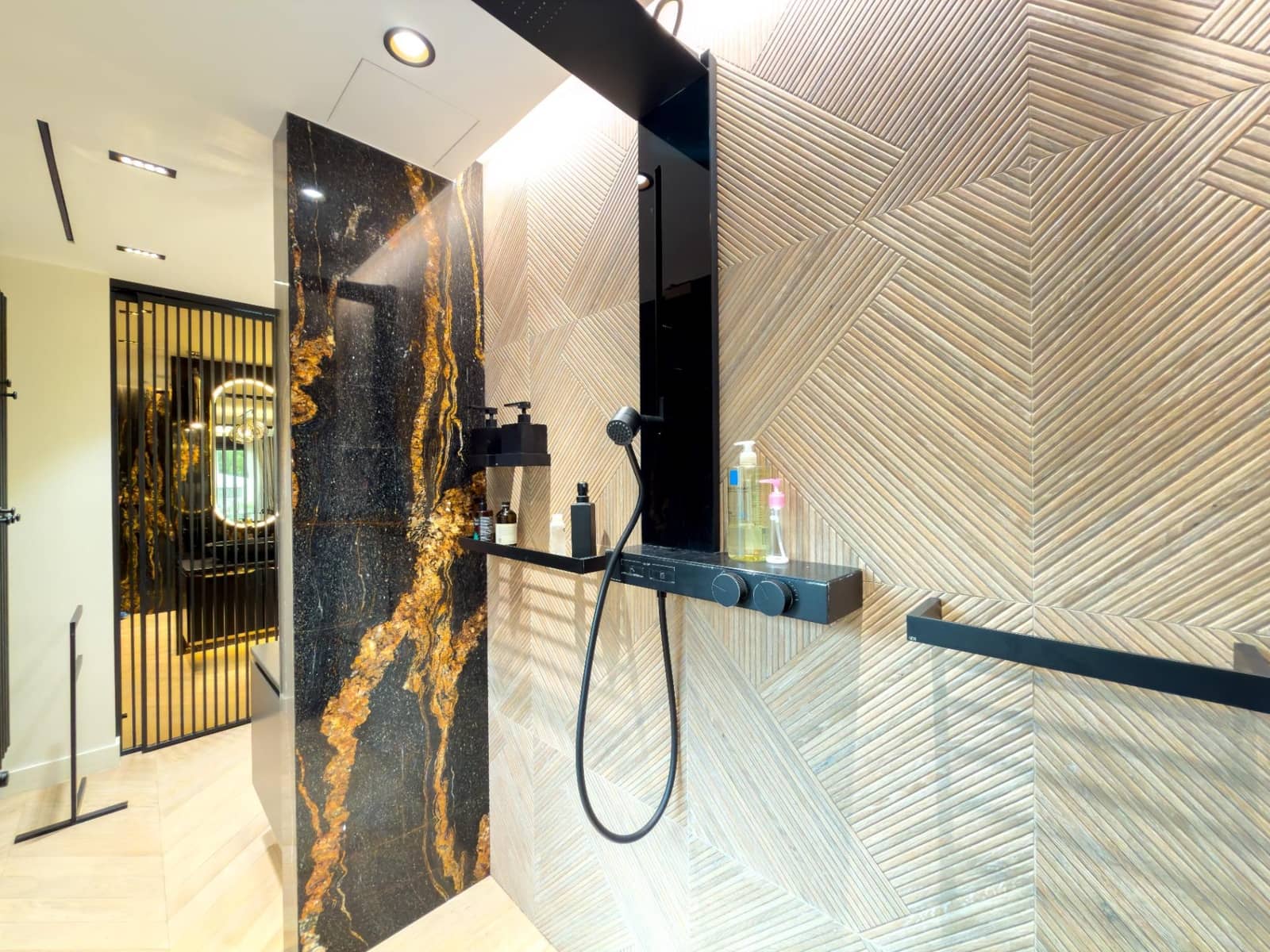 5 makuuhuone Huvila myytävänä paikassa Pozuelo de Alarcon mukana uima-altaan 
autotalli - 3 000 000 € (Ref: 9582943)