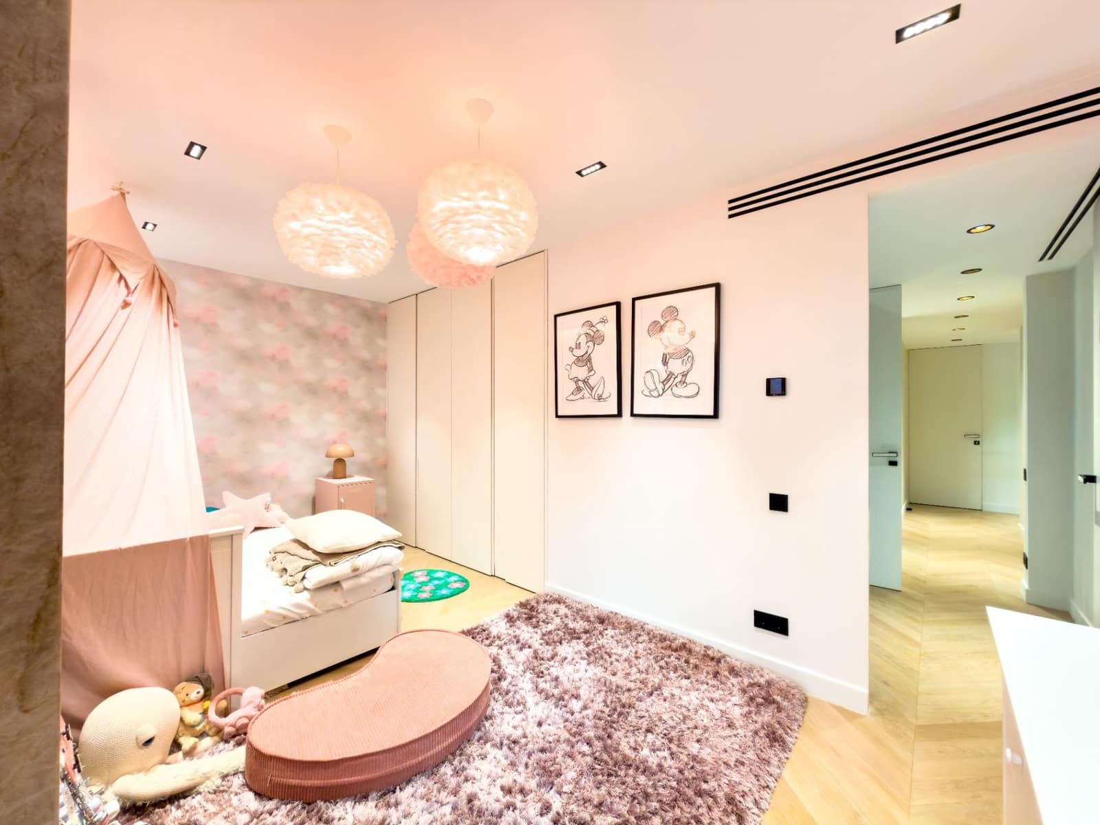 5 makuuhuone Huvila myytävänä paikassa Pozuelo de Alarcon mukana uima-altaan 
autotalli - 3 000 000 € (Ref: 9582943)