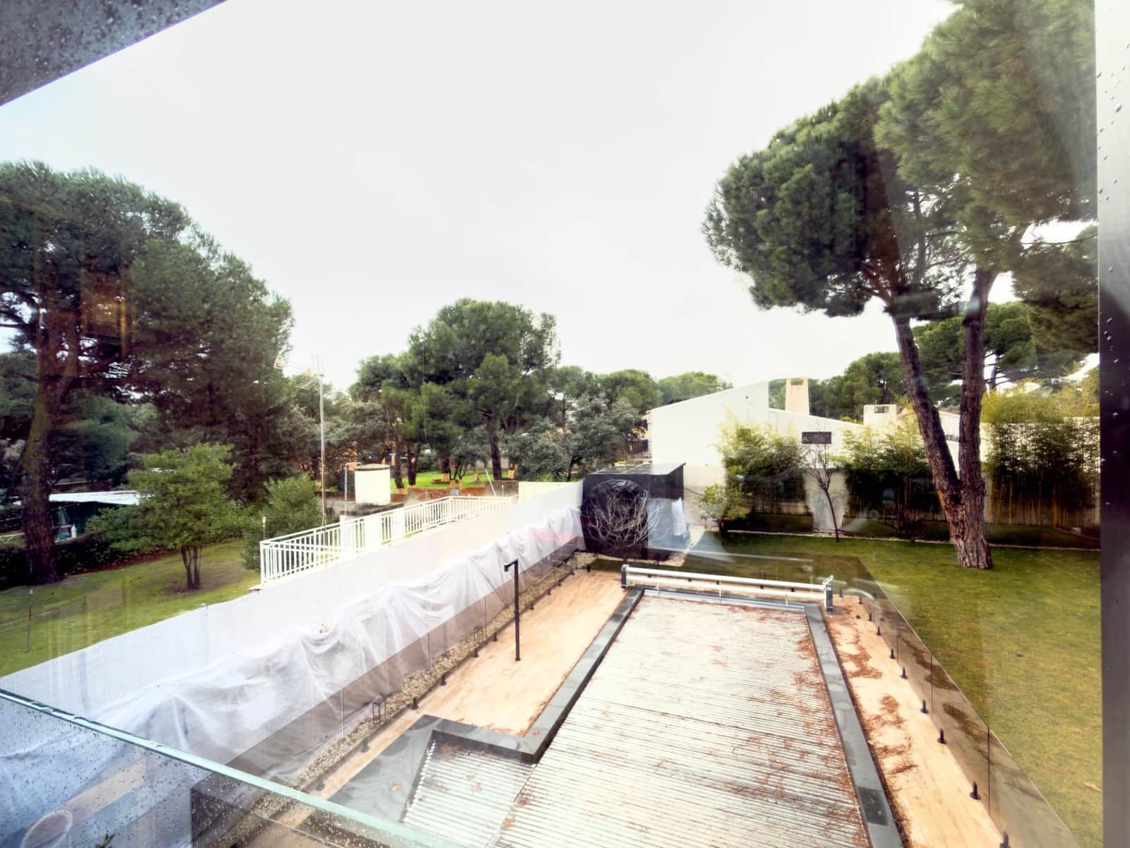 5 makuuhuone Huvila myytävänä paikassa Pozuelo de Alarcon mukana uima-altaan 
autotalli - 3 000 000 € (Ref: 9582943)