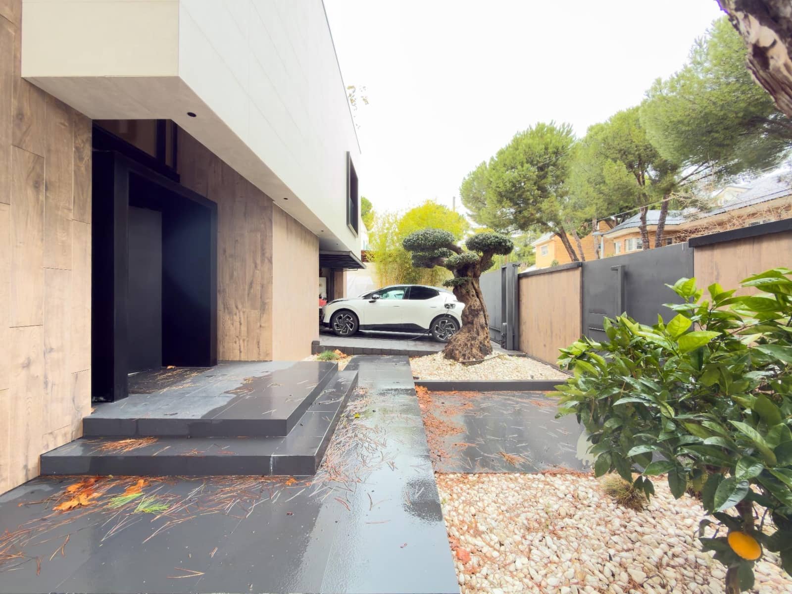 5 makuuhuone Huvila myytävänä paikassa Pozuelo de Alarcon mukana uima-altaan 
autotalli - 3 000 000 € (Ref: 9582943)