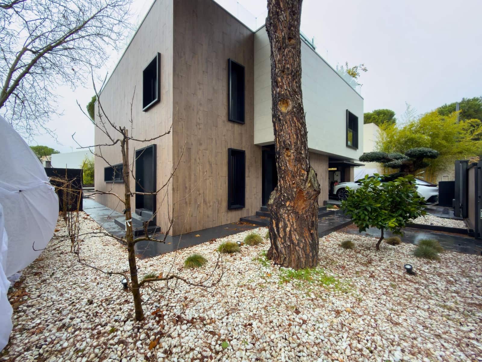 5 makuuhuone Huvila myytävänä paikassa Pozuelo de Alarcon mukana uima-altaan 
autotalli - 3 000 000 € (Ref: 9582943)