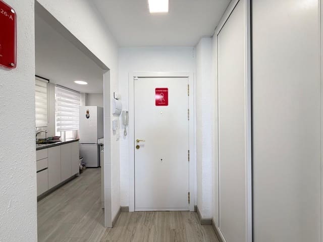 Apartamento de 3 habitaciones en Playa de los Locos, Torrevieja en venta con garaje - 273.000 € (Ref: 9582946)