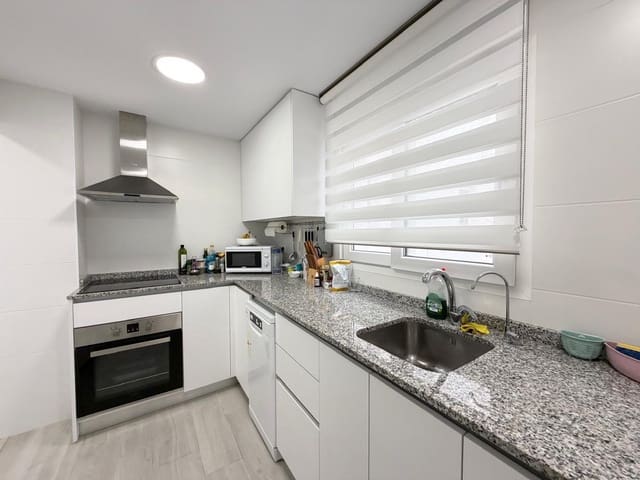 Apartamento de 3 habitaciones en Playa de los Locos, Torrevieja en venta con garaje - 273.000 € (Ref: 9582946)