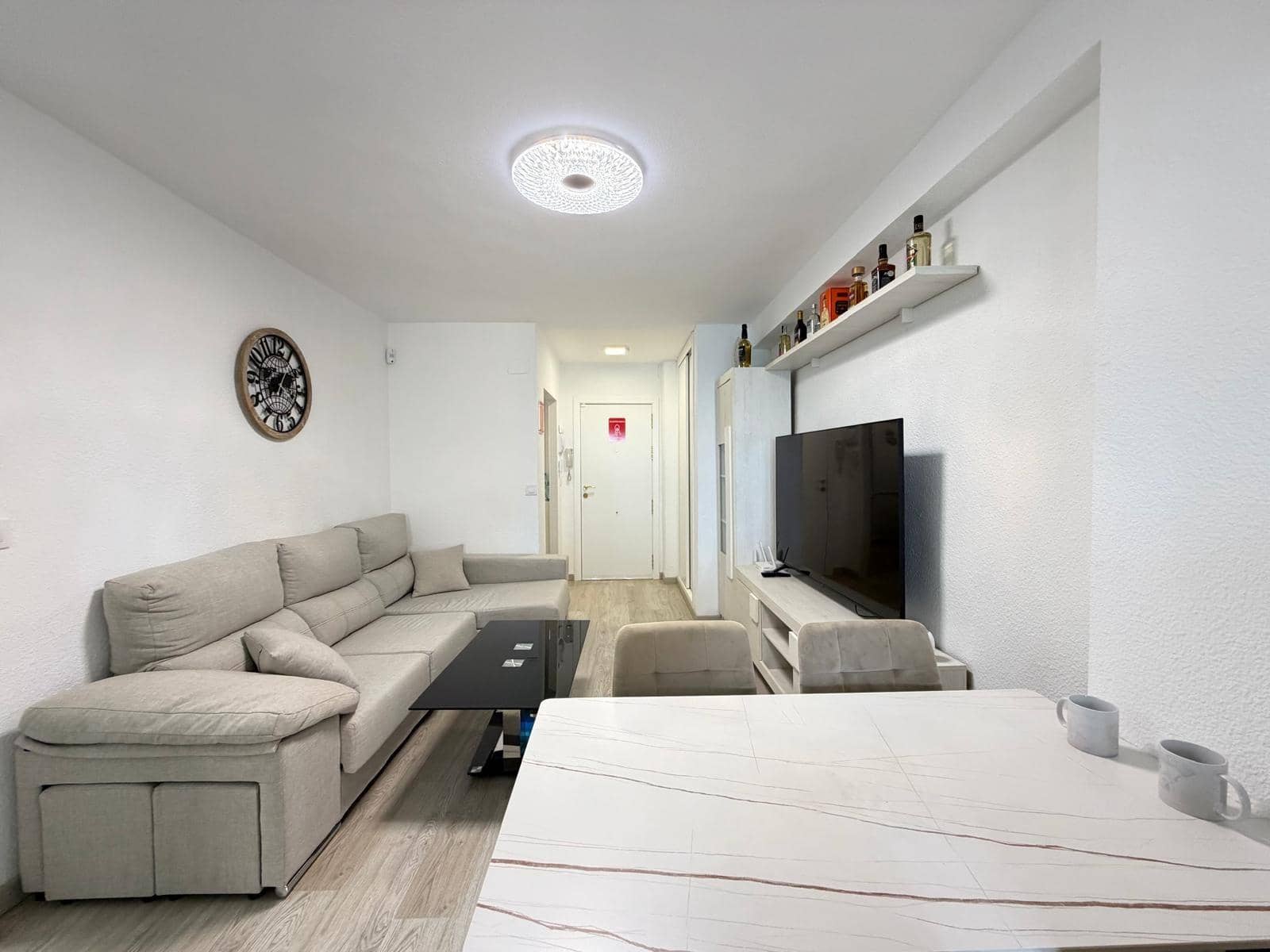 Apartamento de 3 habitaciones en Torrevieja en venta con garaje - 273.000 € (Ref: 9582946)