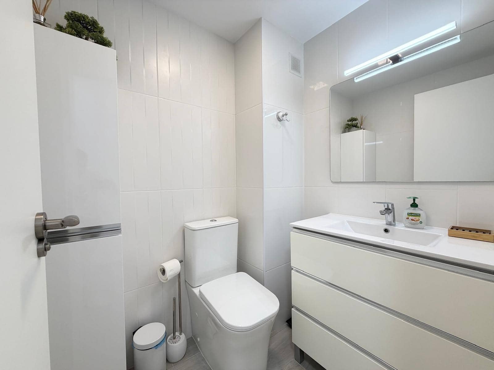 Apartamento de 3 habitaciones en Torrevieja en venta con garaje - 273.000 € (Ref: 9582946)