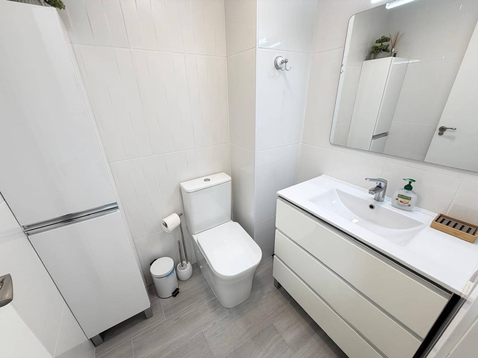 Apartamento de 3 habitaciones en Torrevieja en venta con garaje - 273.000 € (Ref: 9582946)