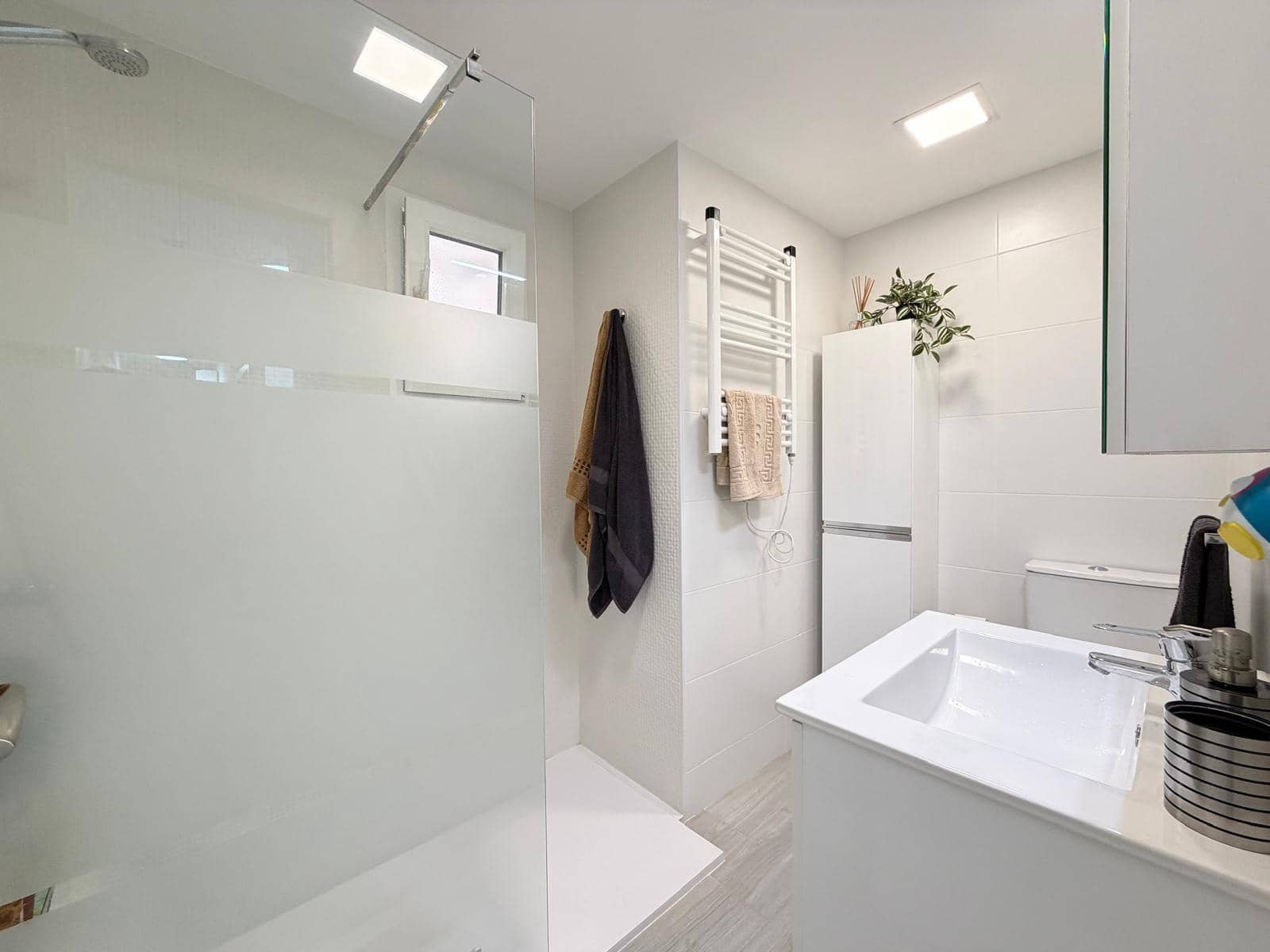 Apartamento de 3 habitaciones en Torrevieja en venta con garaje - 273.000 € (Ref: 9582946)