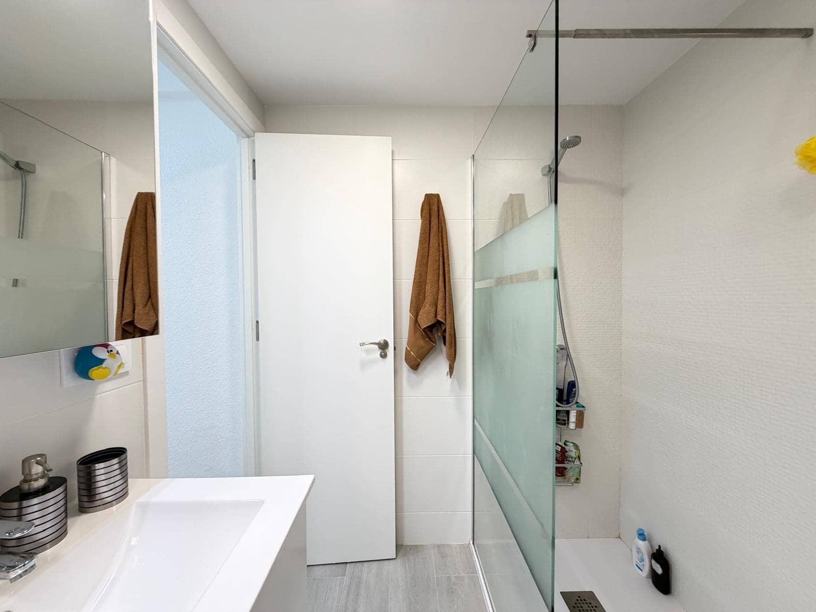 Apartamento de 3 habitaciones en Torrevieja en venta con garaje - 273.000 € (Ref: 9582946)