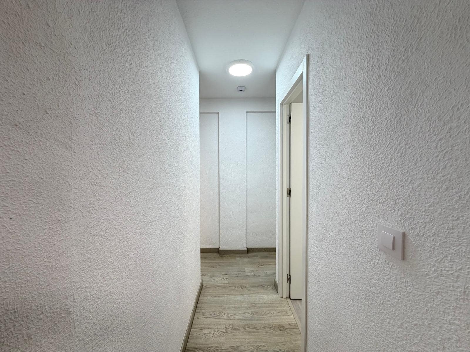 Apartamento de 3 habitaciones en Torrevieja en venta con garaje - 273.000 € (Ref: 9582946)