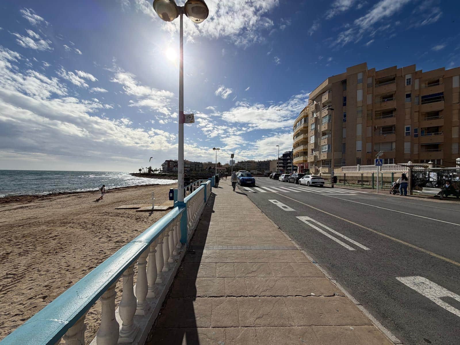 Apartamento de 3 habitaciones en Torrevieja en venta con garaje - 273.000 € (Ref: 9582946)