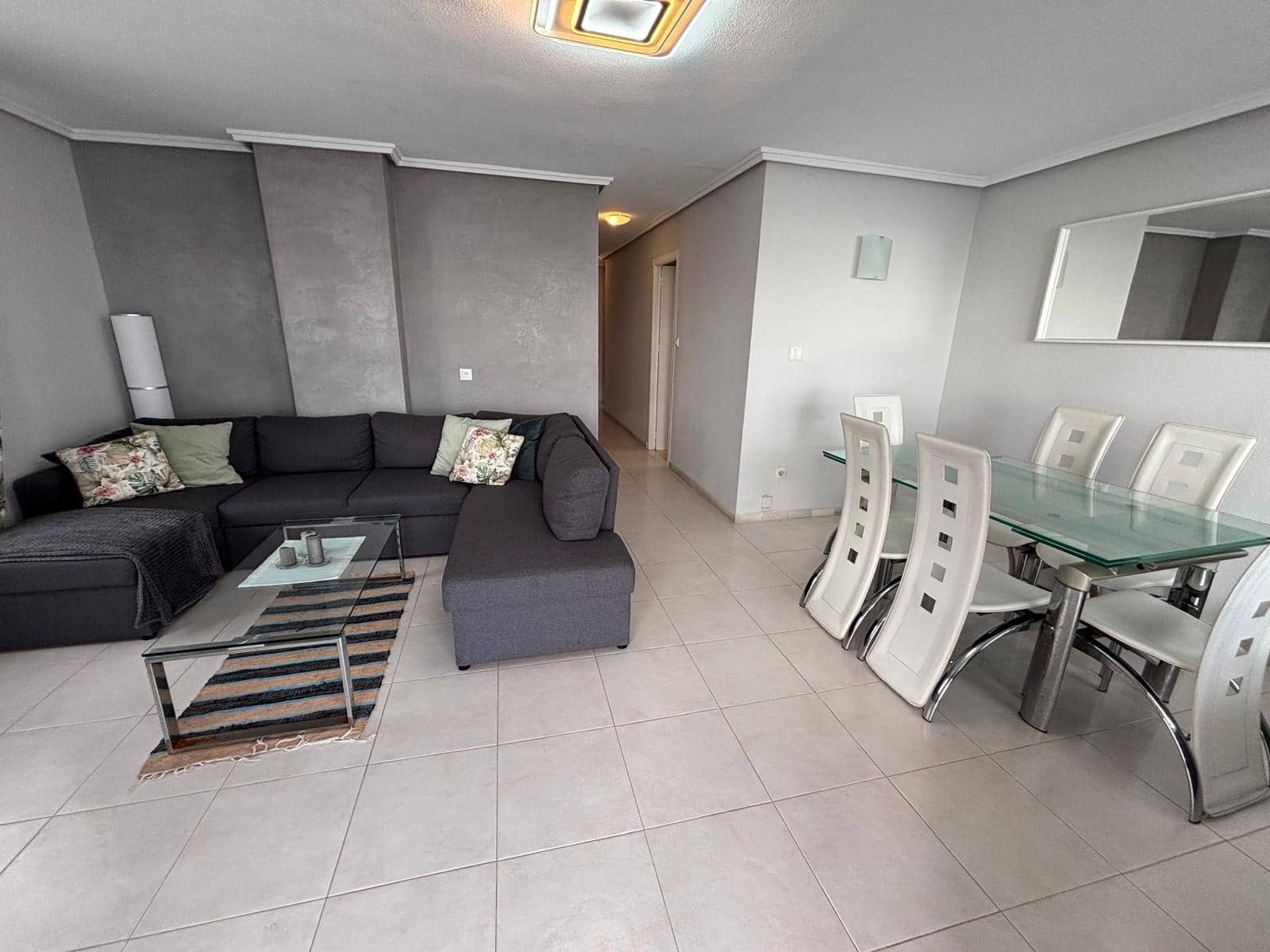 2 slaapkamer Appartement te koop in Torrevieja - € 209.900 (Ref: 9582947)