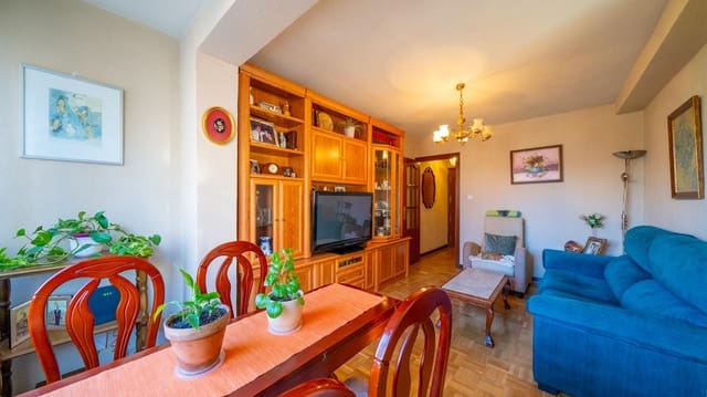 3 makuuhuone Asunto myytävänä paikassa Pilar, Madrid kaupunki - 380 000 € (Ref: 9586495)