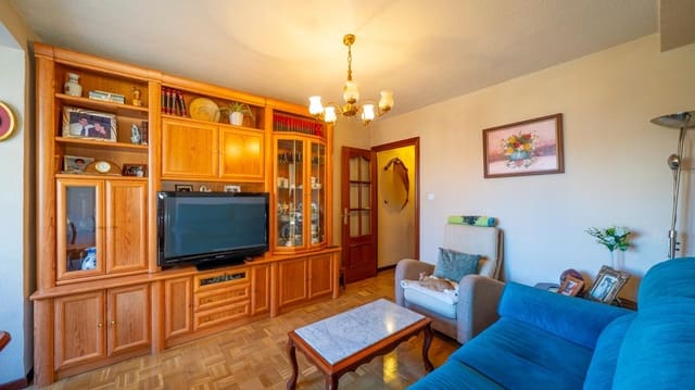 3 makuuhuone Asunto myytävänä paikassa Pilar, Madrid kaupunki - 380 000 € (Ref: 9586495)