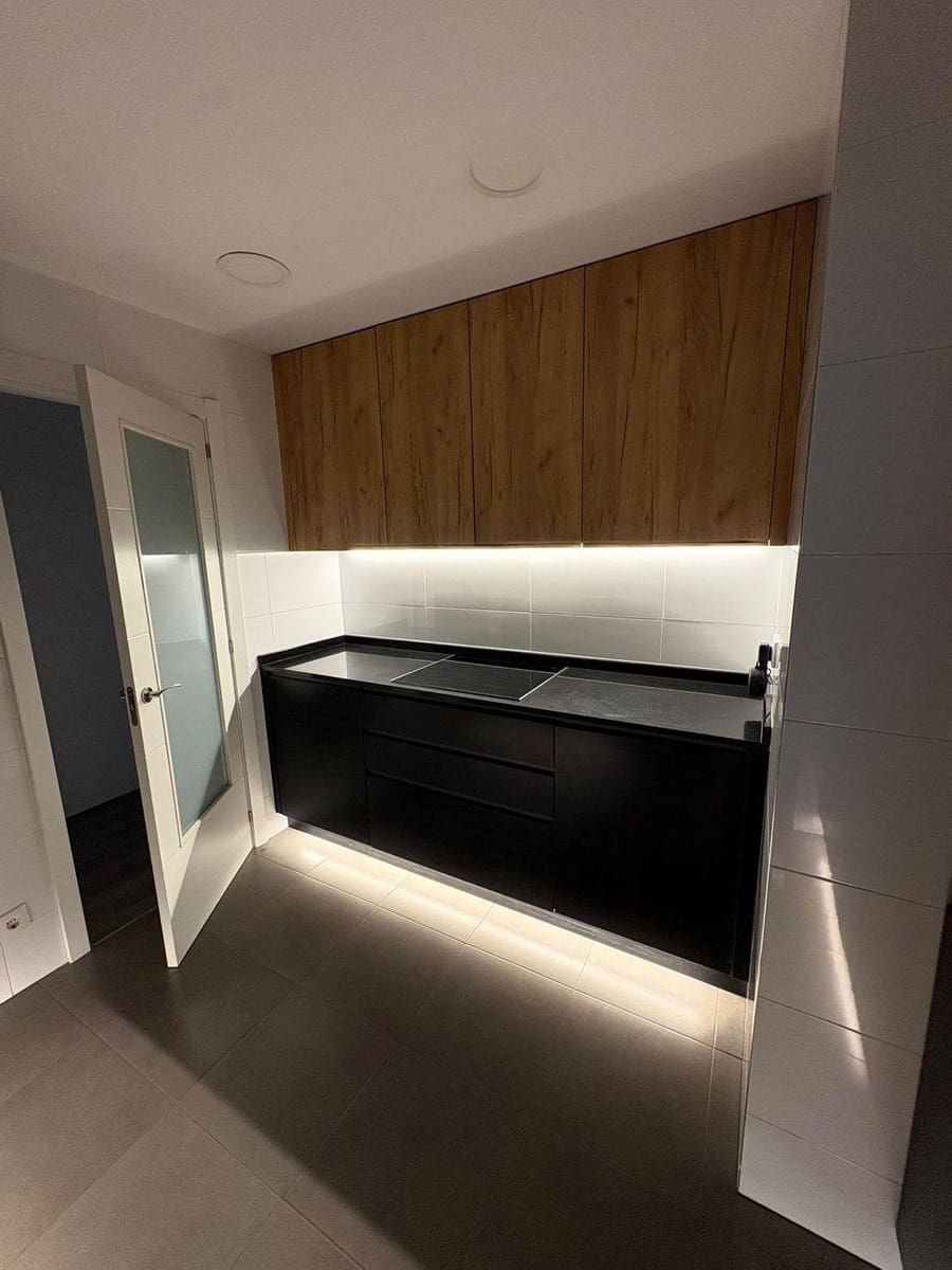 3 soveværelse Lejlighed til salg i Madrid by med swimmingpool - € 620.000 (Ref: 9586496)