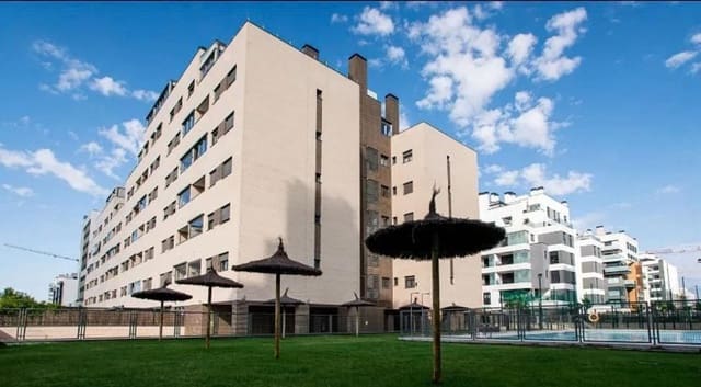 3 makuuhuone Asunto myytävänä paikassa El Cañaveral, Madrid kaupunki mukana uima-altaan - 620 000 € (Ref: 9586496)